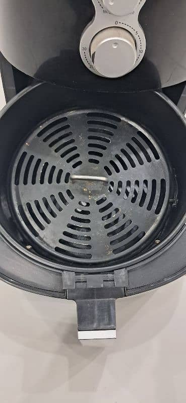 Mayer Air Fryer in 10/10 condition 1