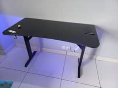 Almmost New Gaming Table for Gaming or Office Use