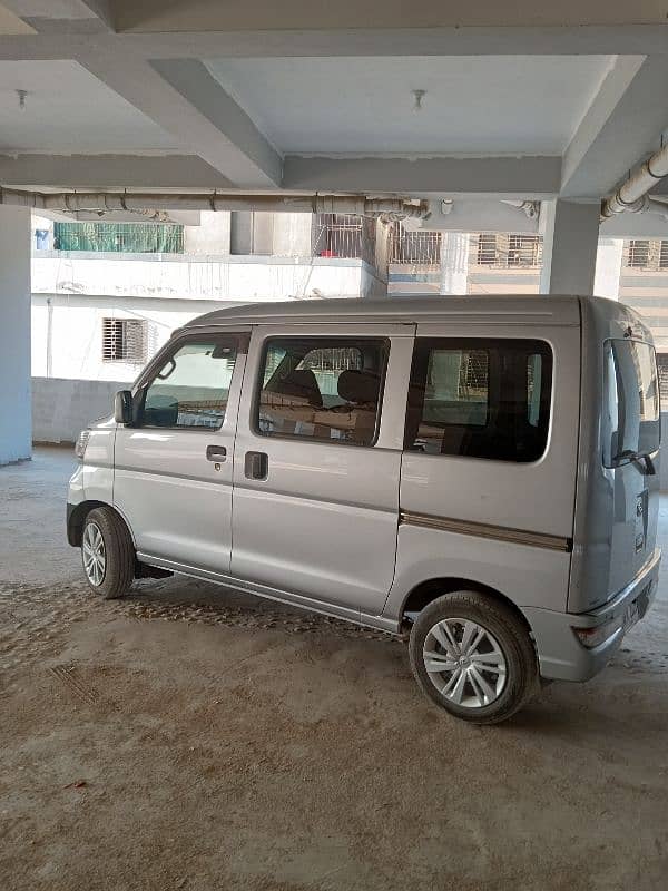 Daihatsu Hijet 2019 6