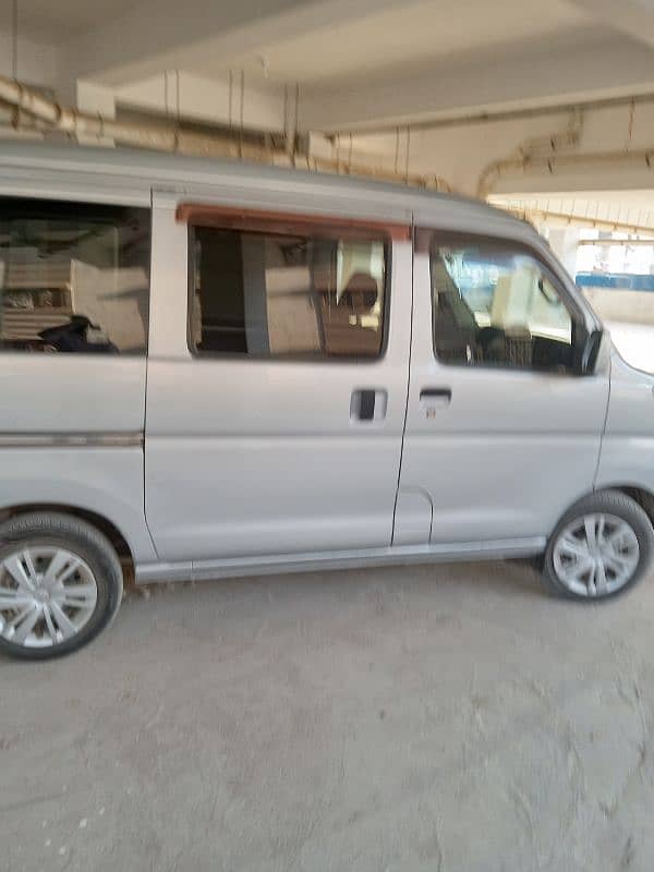 Daihatsu Hijet 2019 13