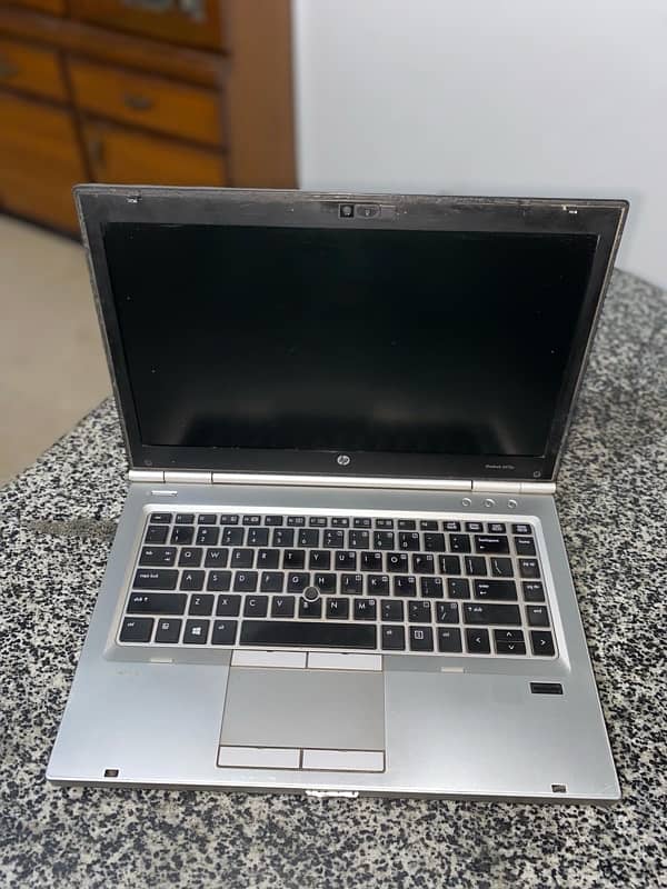 HP Elitebook 8470p i5 3rd gen 2