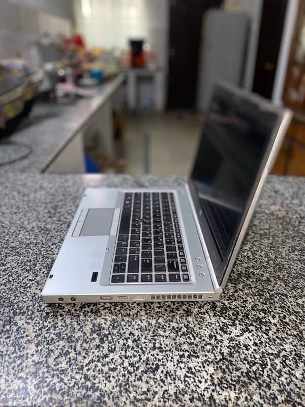 HP Elitebook 8470p i5 3rd gen 6