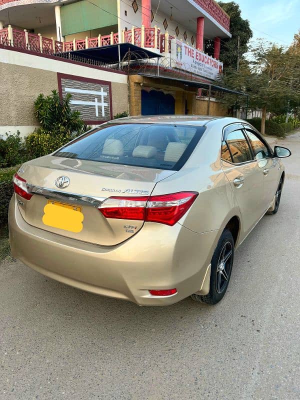 Toyota Corolla Altis Grande 2015/2016 automatic 4