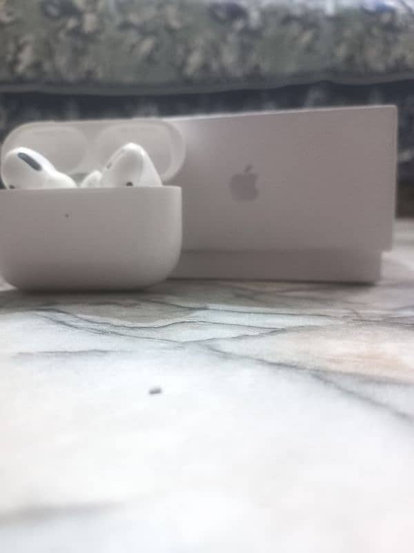 airpods pro with wireless charged case 2