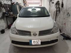 Nissan Tiida 2009