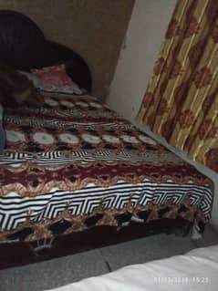 double bed metric gd condition urgent sale