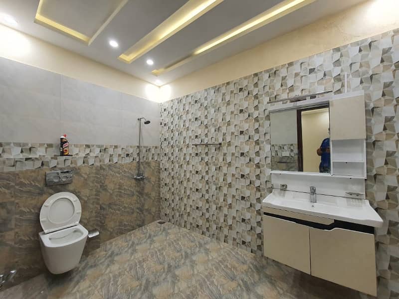 01 Kanal Modern Design House For Rent In DHA Phase 2 - Lahore. 16