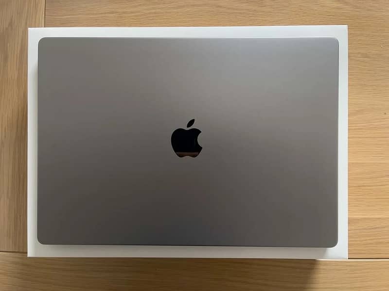 Macbook pro M1 Max 32 GB 1TB 16 inch 0