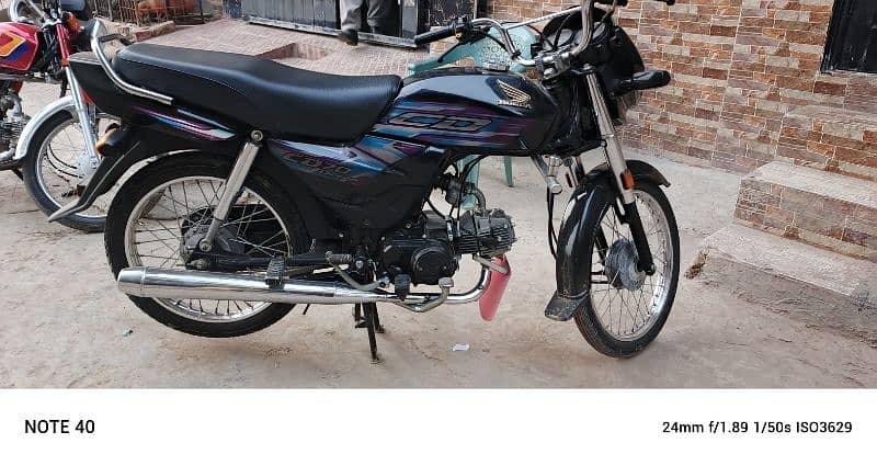 I want to sell my bike looks like new 0