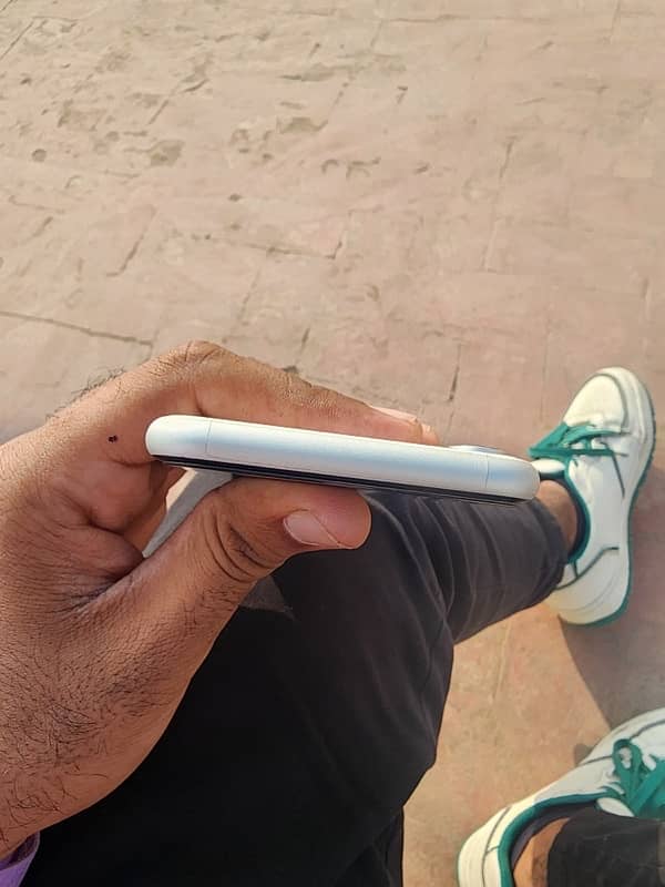 iphone Xr non pta 4