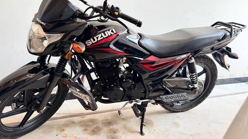 Suzuki GR150 Excellent Condition - Black-Islamabad 0