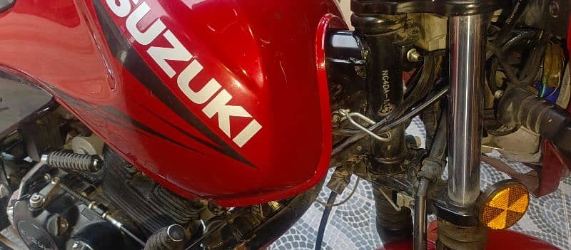 Suzuki 150 gr 3