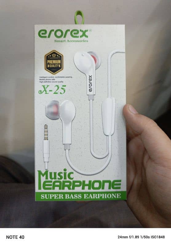 Earphones 3