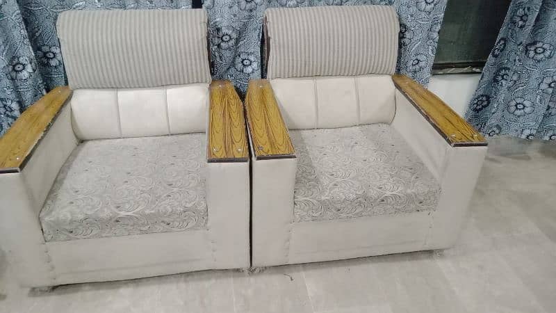 5 seater used sofa set 1