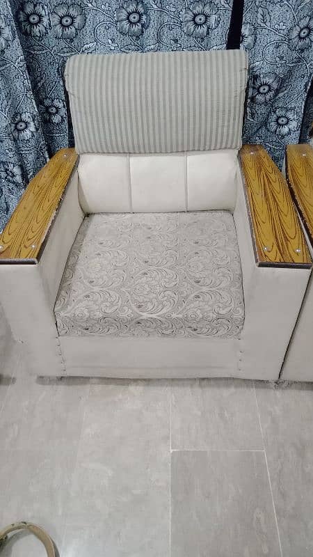 5 seater used sofa set 2