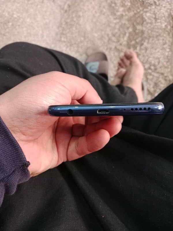 Huawei y7 2018 model 3/32 re-add add urgent sale 1