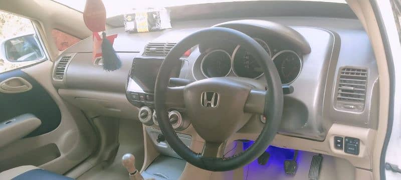 Honda City IDSI 2006 6