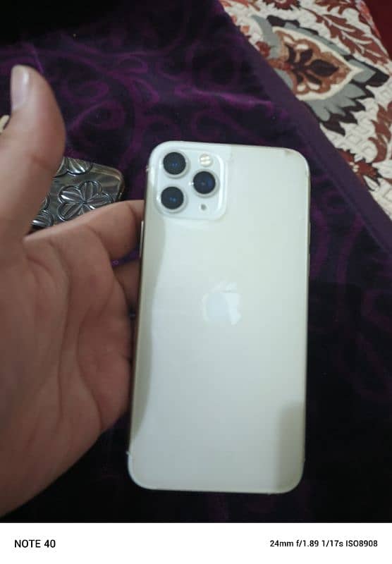 iphone 11 pro 0