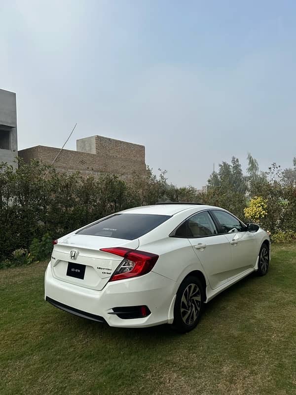 Honda Civic Oriel 2018 3