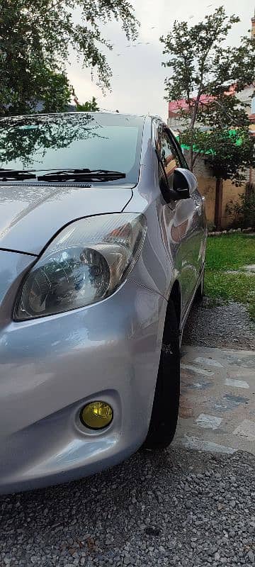 Toyota Vitz 2012 5