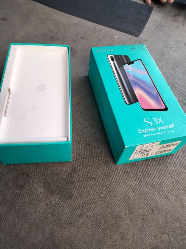 Infinix s3x one hand use only 0