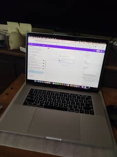 MacBook Pro 2018 i7 15" TouchBar Scratchless