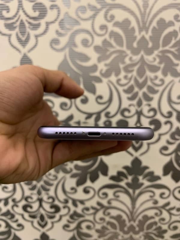 Iphone 11 64gb JV brand new 3