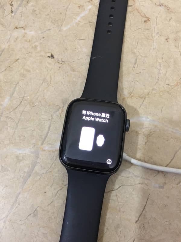 Apple Watch Series 8 and S. E 18