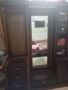 full huge size dressing table