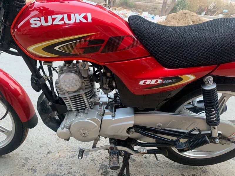 Suzuki gd110s 2022 golden number 6363 0