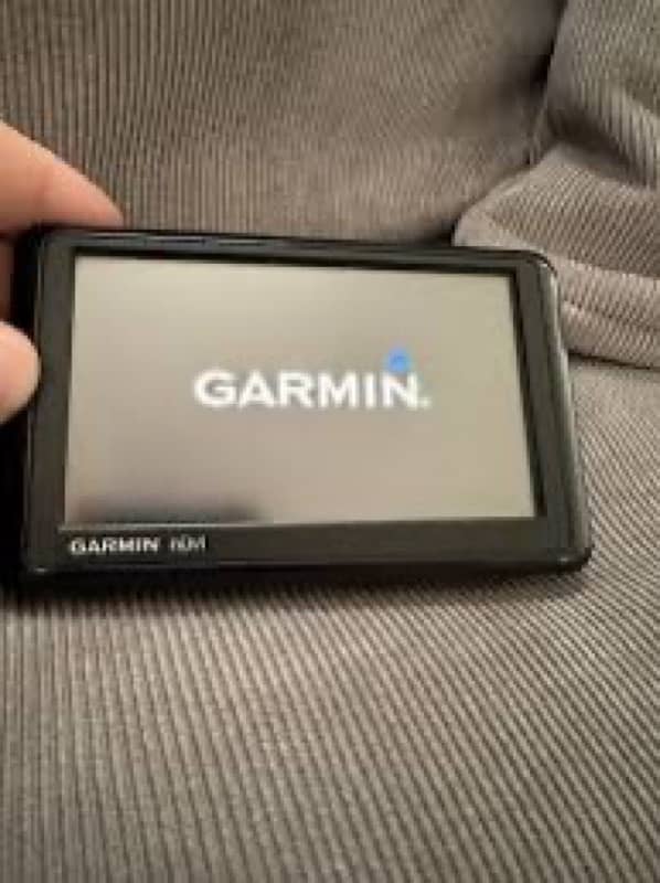 Garmin Gps Nuvi 1390 With Pakistani map updated 1