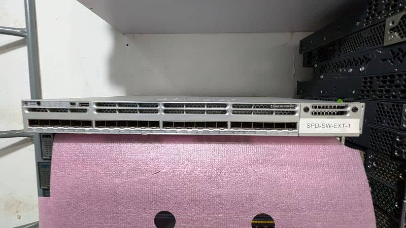 Cisco 3850x 24port all 10g SFP 1