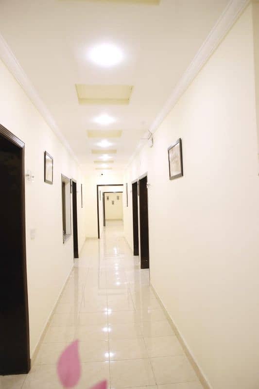 Gulberg Royal Fort Executive Hotel Daily Monthly basis Rent 4