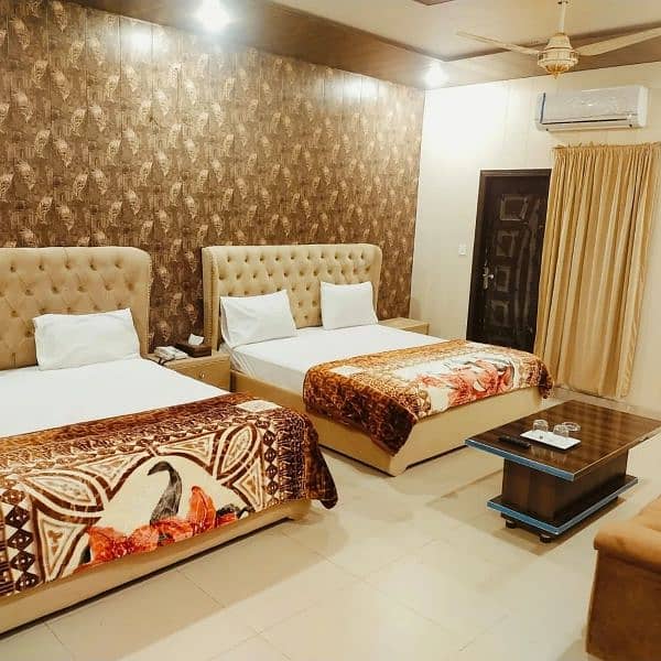 Gulberg Royal Fort Executive Hotel Daily Monthly basis Rent 6