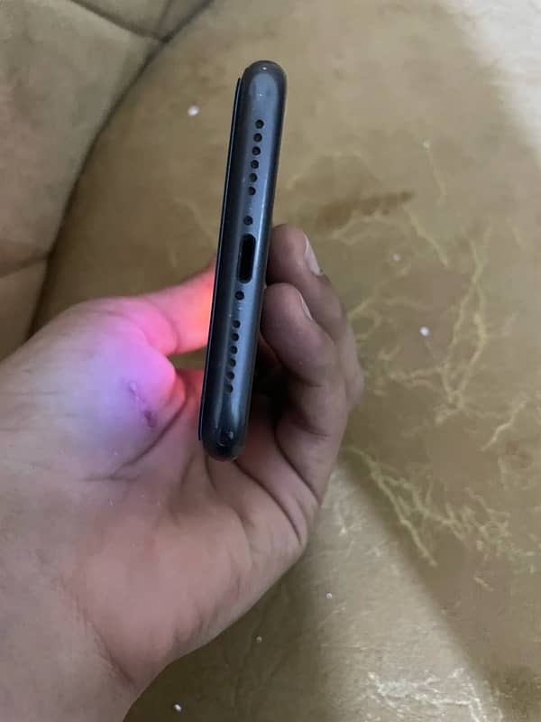 Iphone 11 PTA approved 3