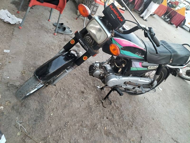 Honda CD 70 2005 model 4