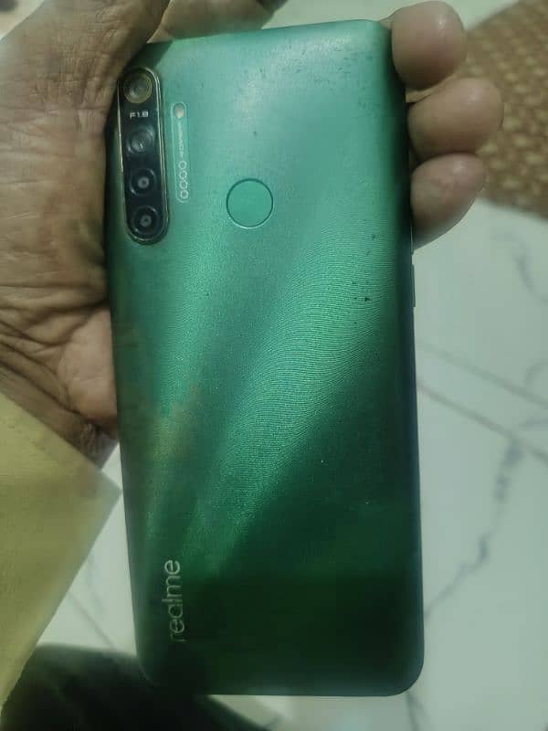 realme 5 4/64  pta approved all ok koi folt ni h all ok h only mob 2