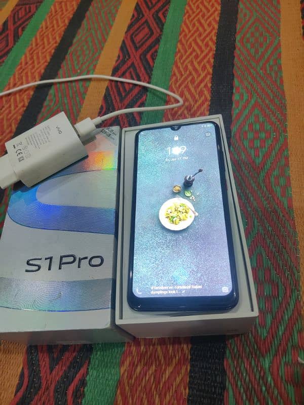 vivo s1 pro 8 128 4