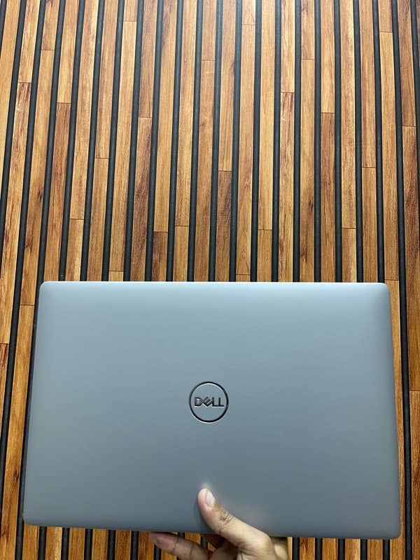 Dell latitude 5410|Core i7-10th gen|16GB RAM|256GB SSD|14” FHD 1