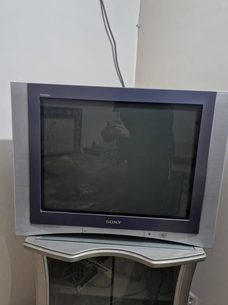 29 inch Sony TV with accessories and tv trolley, dvd player 1