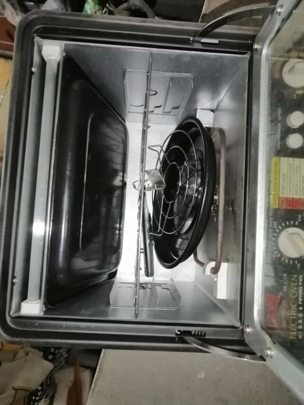 1000Watt Electric Baking Oven 0