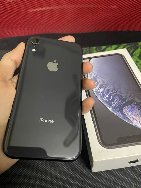 IPHONE XR 128GB DUAL PTA APPROVED With Box Charger 0