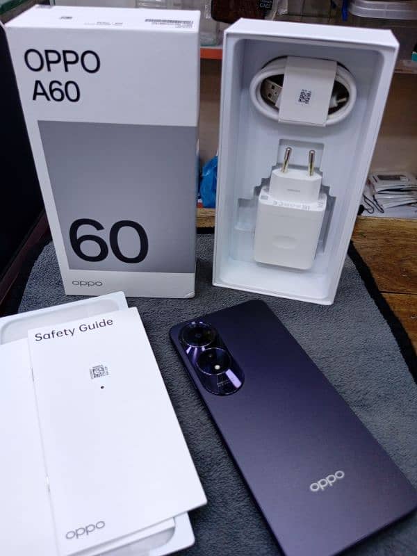 oppo a60 1