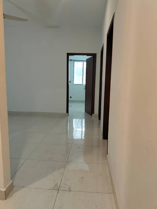 3 Bed Room Apartment Available for Rent In Overseas Block 16 8