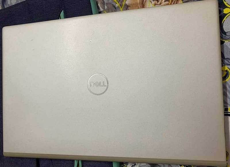 Dell Laptop Inspiron 15 5000 2