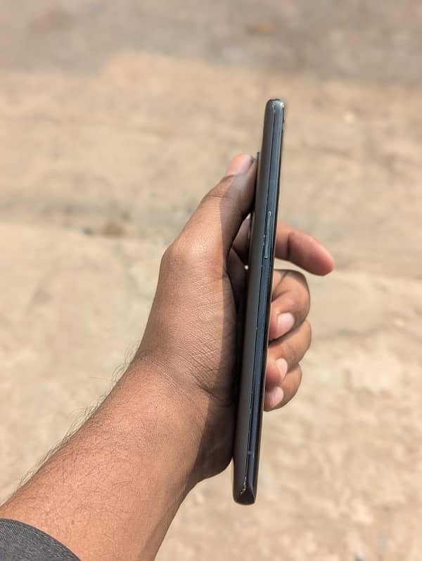 OnePlus 9 Pro - 12GB RAM / 256GB Storage 5