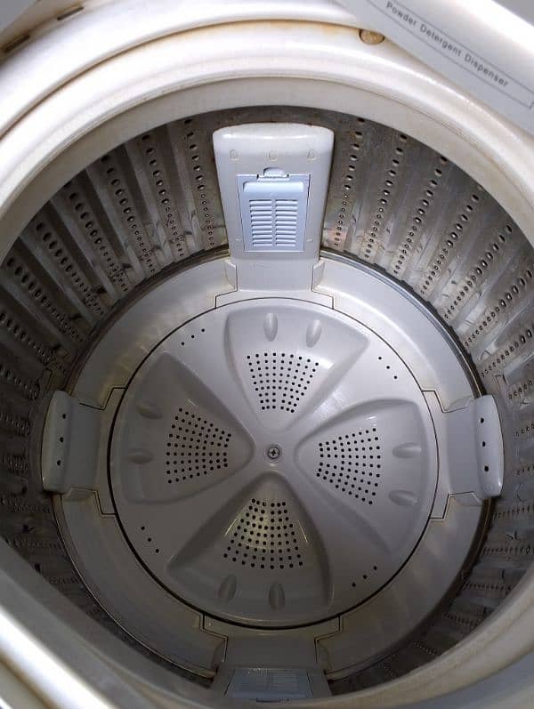 Haier Automatic washing machine 3