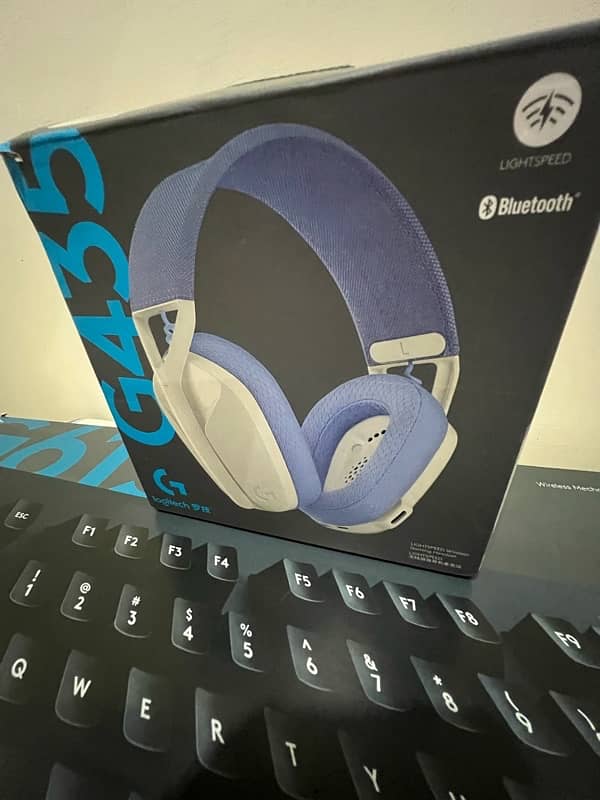 g435 logitech wireless gaming headphone 0