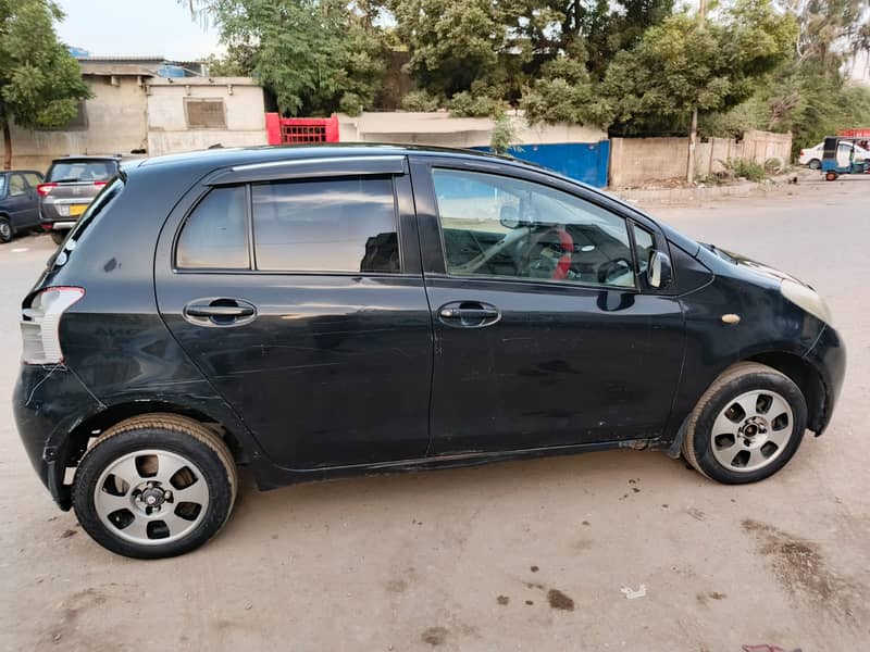 Toyota Vitz 2006 4