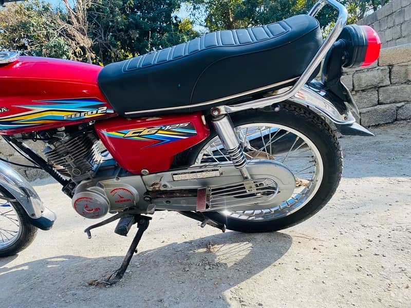 Honda CG125 18 model Gujranwala punjab regesterd 3